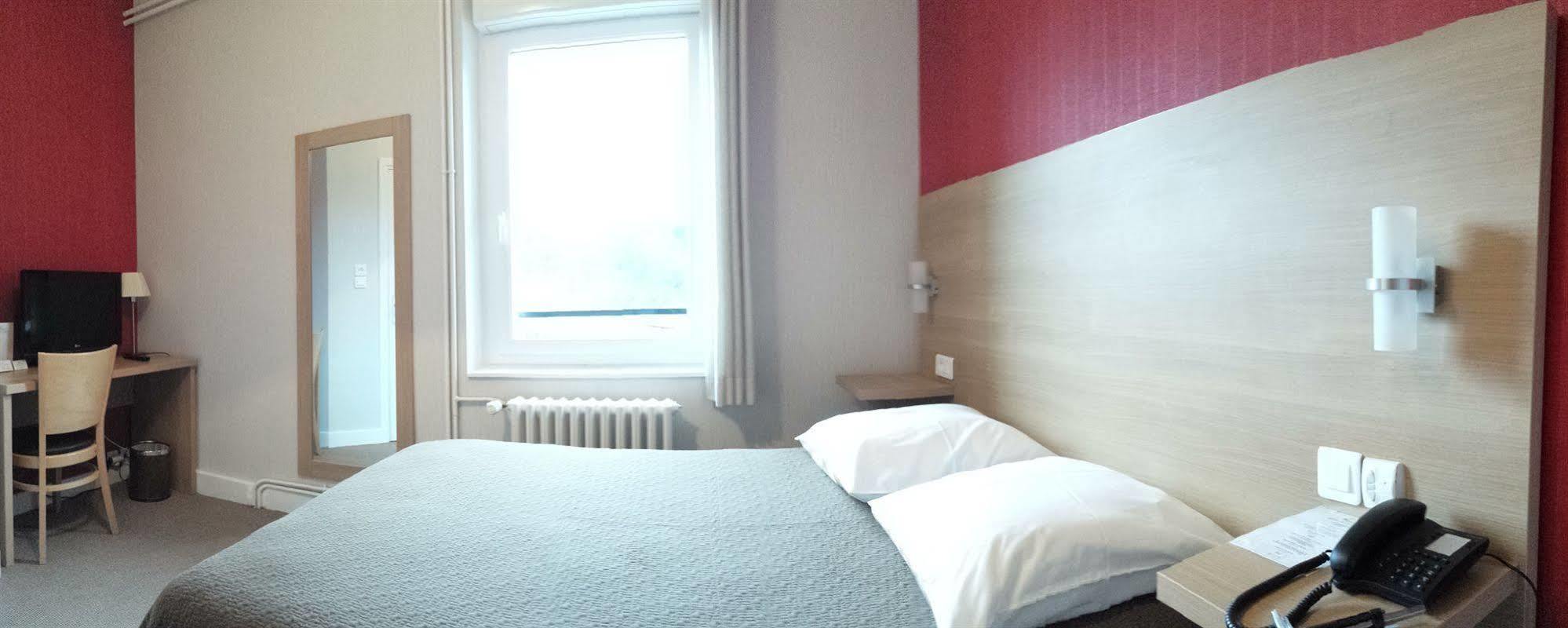 Hotel De La Plage Le Chambon-sur-Lignon Zewnętrze zdjęcie